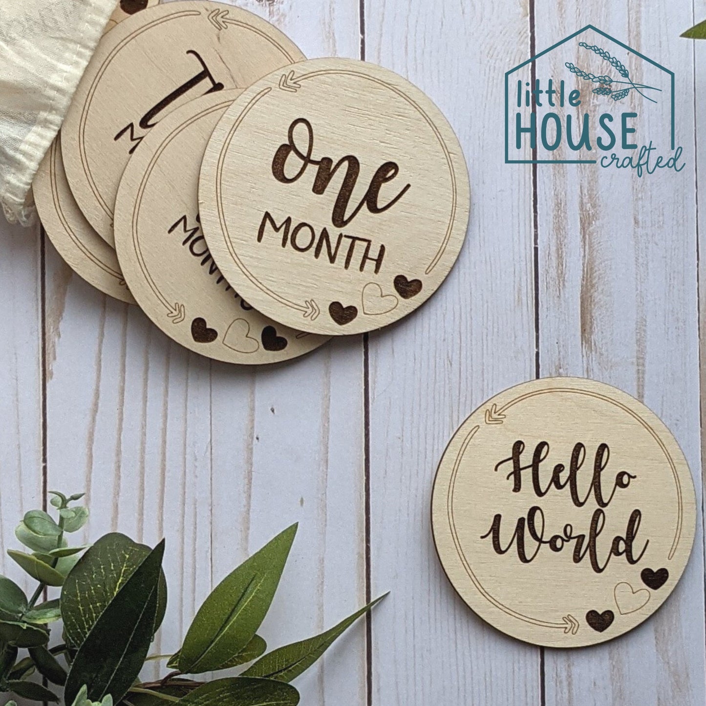 Baby Milestone Rounds, Wooden Milestone Discs, Newborn Photo Prop, Birth Announcement, Baby Shower-Gift, Nursery Decor, Hospital Pictures