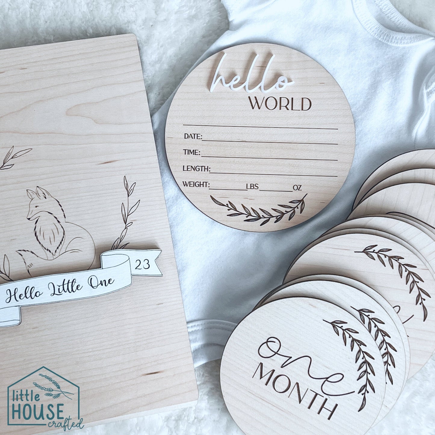 Baby Monthly Milestone Rounds, Monthly Markers, Newborn Photo Prop, Birth Announcement, Wooden, Engraved, Gender Neutral, Leaf