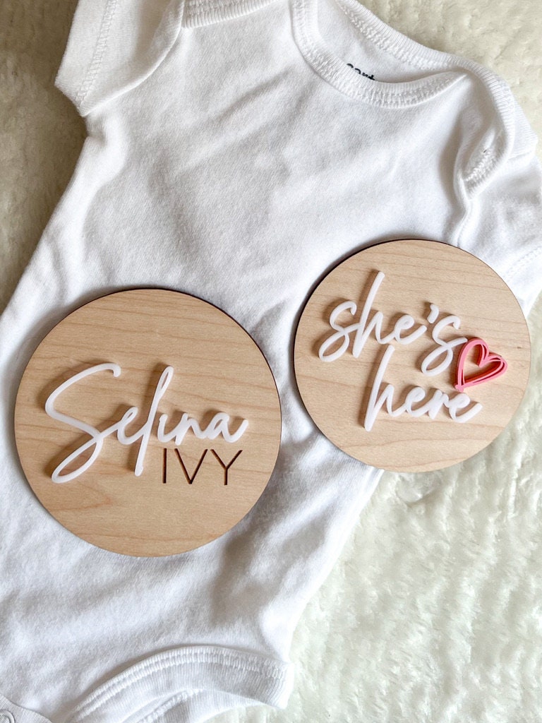 Baby Name Round Sign - Birth Stat Sign Marker - Hospital Announcement - Newborn Photo Prop
