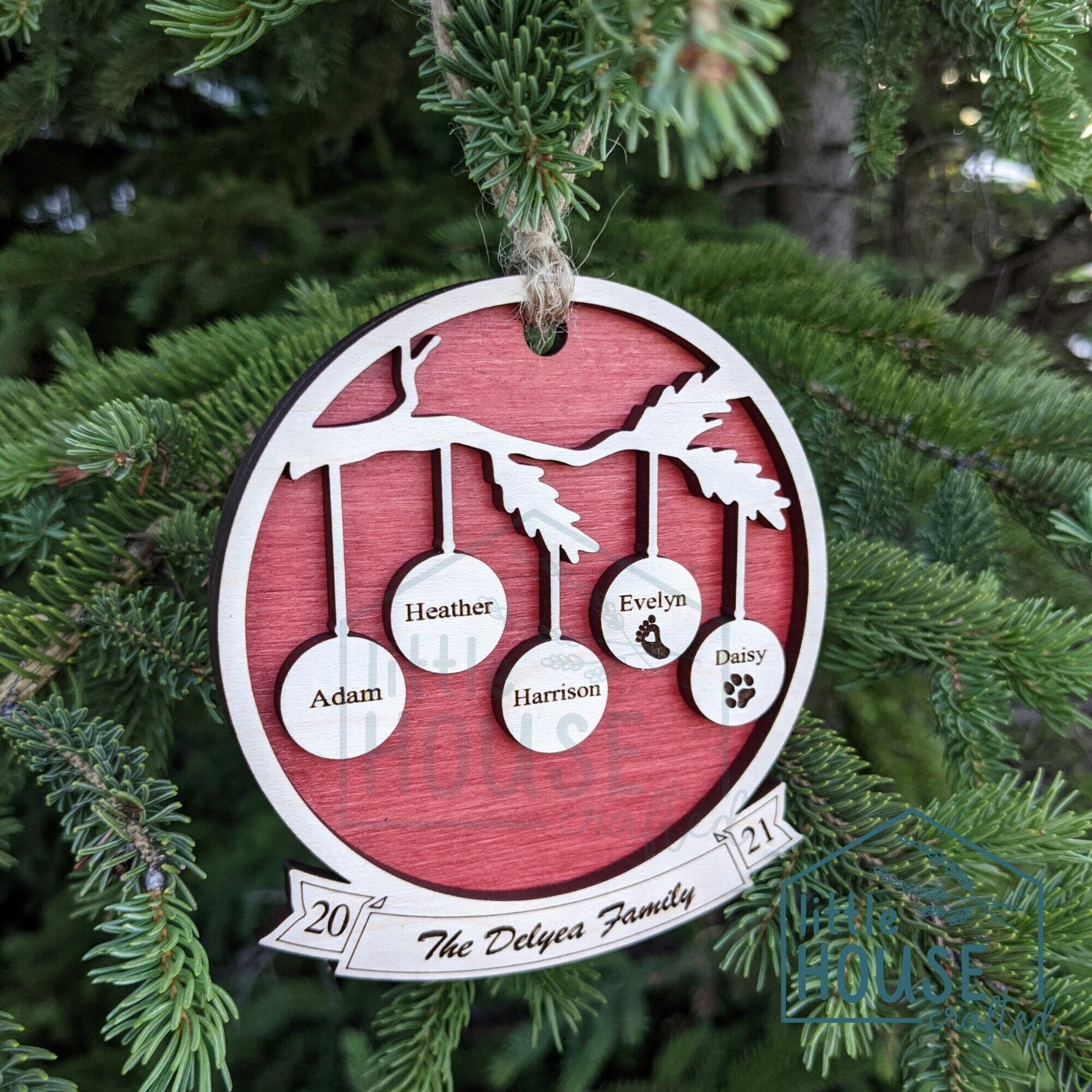 Christmas Ornament -Personalized Family Ornament -Engraved Family Ornament - 2022 Ornament - 1-22 Names - Customized - Cat - Dog - Baby