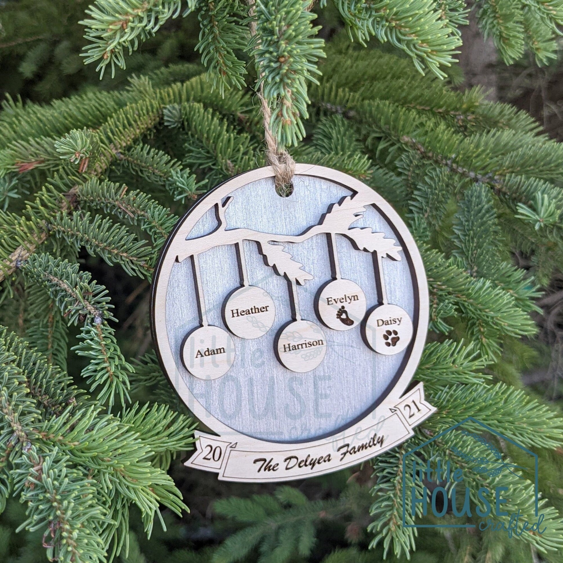 Family Christmas Ornament- 15 to 21 Family Members - Personalized - Wood - Engraved- Grandparent Ornament - Pets - Family Ornament